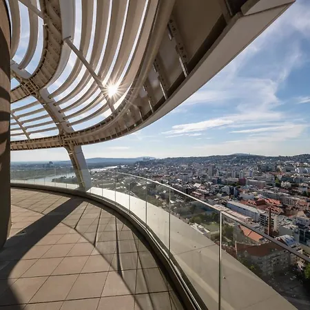 Sky Park Downtown Апартаменты *